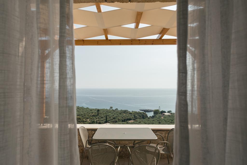 Tseralia Houses Stoupa Exterior photo
